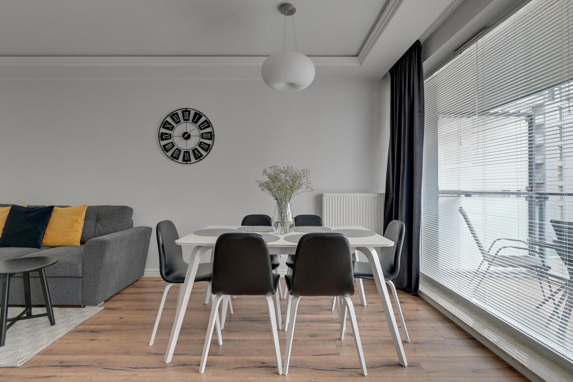 Chmielna Park - City Center & Parking By Downtown Apartments Gdansk Ngoại thất bức ảnh